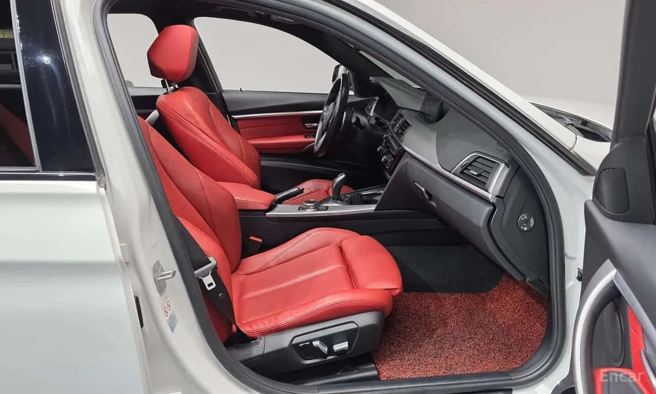 BMW 330 КРАЙНА ЦЕНА ДО БЪЛГАРИЯ * АВТОКРЕДИТ, снимка 11 - Автомобили и джипове - 55571961