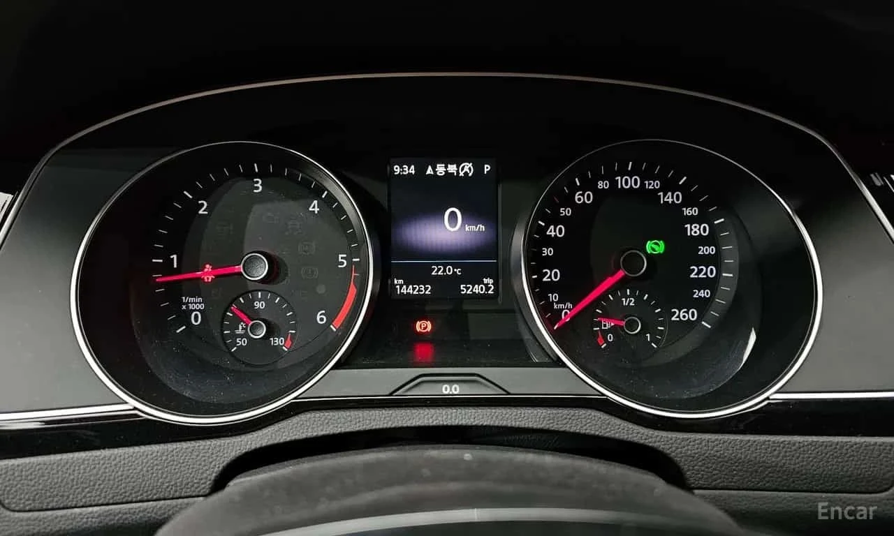 VW Passat * 2.0 TDI * ЦЕНА ДО БГ, снимка 8 - Автомобили и джипове - 56636782