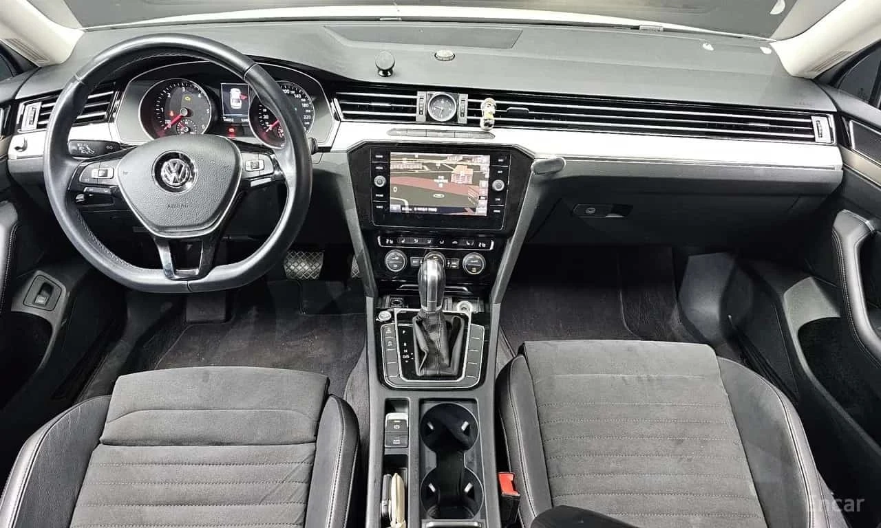 VW Passat * 2.0 TDI * ЦЕНА ДО БГ, снимка 6 - Автомобили и джипове - 56636782