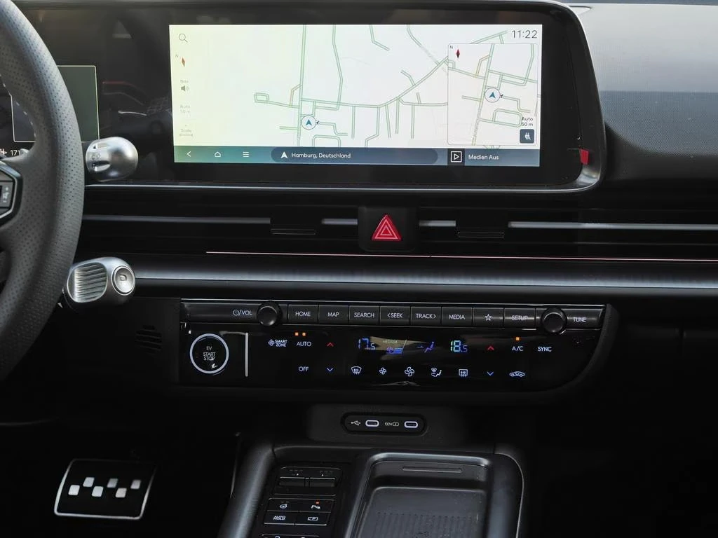 Hyundai Ioniq 6 N FACELIFT 84kWh 4WD 650HP BOSE HEAD-UP | Mobile.bg � ����������� 11