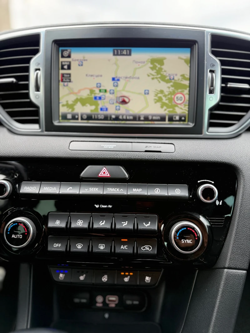 Kia Sportage GT Line/4x4/Кожа/Панорама/Нов внос Швейцария, снимка 17 - Автомобили и джипове - 52475896