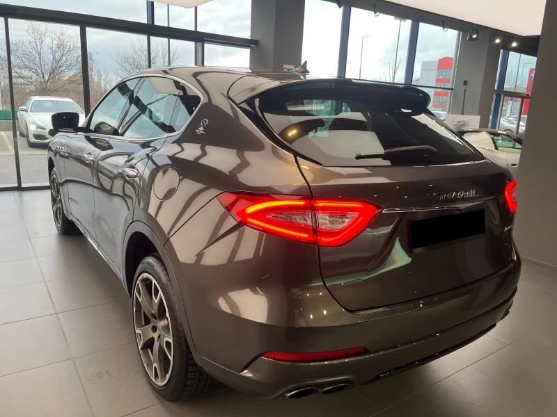 Maserati Levante SQ4 , снимка 5 - Автомобили и джипове - 52747861