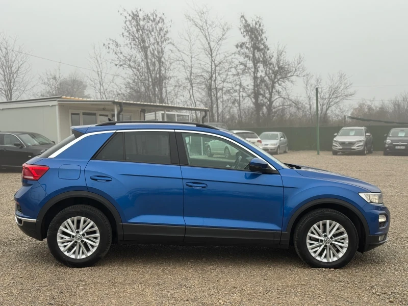 VW T-Roc 2.0-150к.с-Нави, Автомат, Камера, Подгрев, снимка 8 - Автомобили и джипове - 52996278