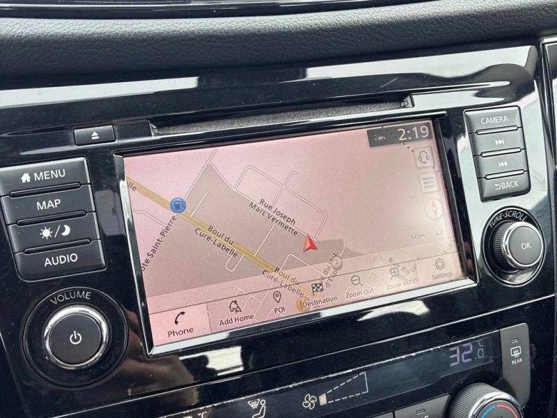 Nissan Qashqai AWD CVT  CARFAX, снимка 11 - Автомобили и джипове - 53464783