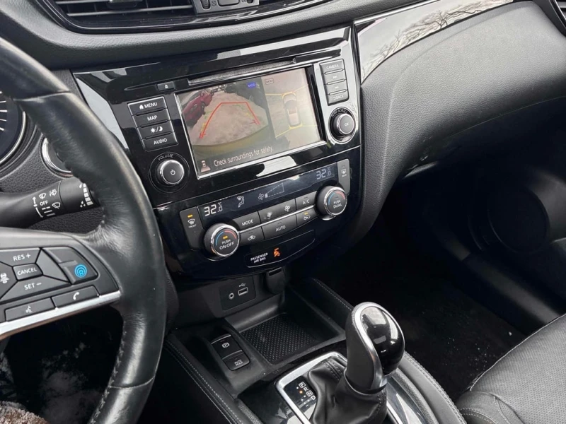 Nissan Qashqai AWD CVT  CARFAX, снимка 9 - Автомобили и джипове - 53464783