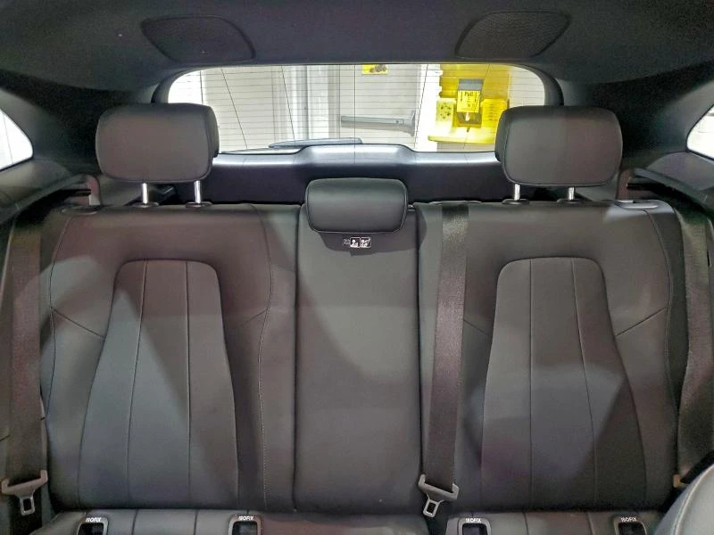 Mercedes-Benz GLA 250 2.0L 4 All wheel drive, снимка 15 - Автомобили и джипове - 52906380