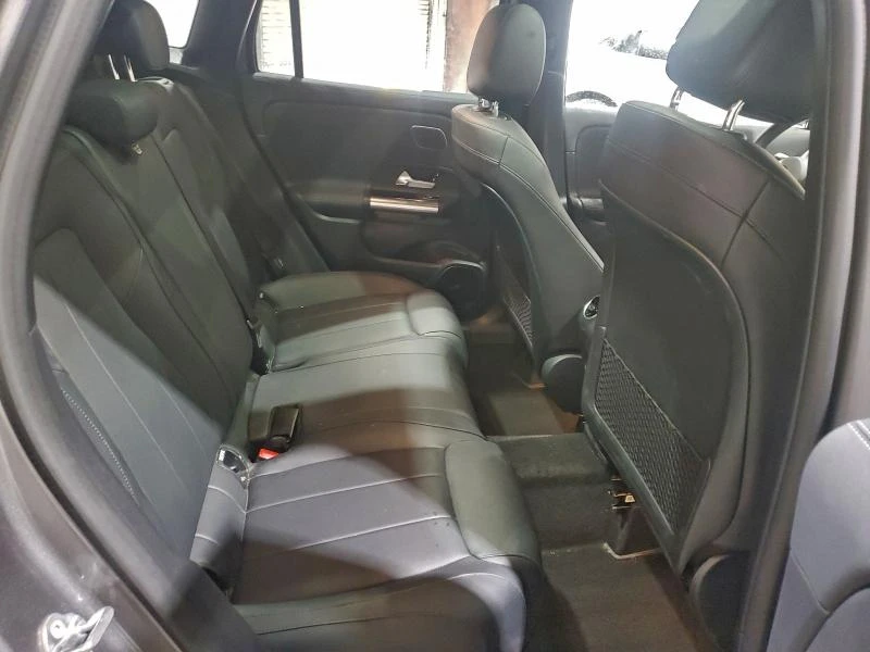 Mercedes-Benz GLA 250 2.0L 4 All wheel drive - изображение 3