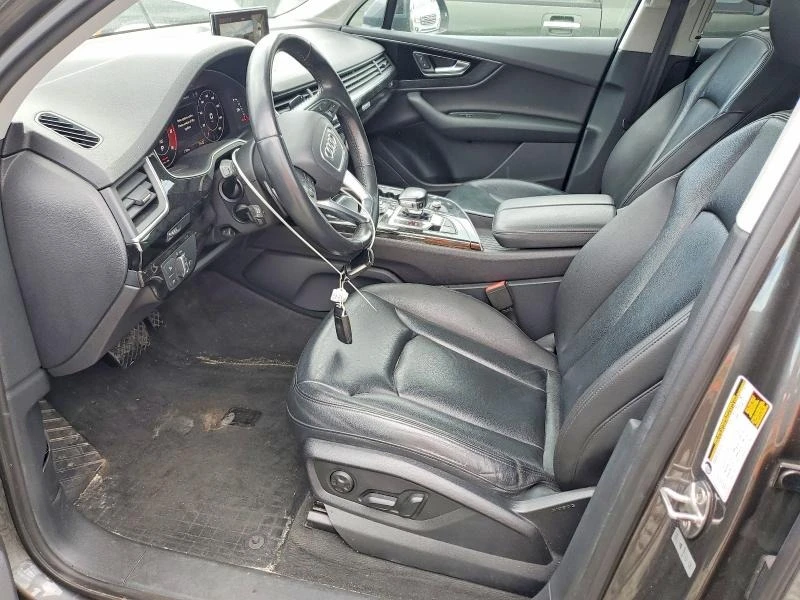 Audi Q7, снимка 7 - Автомобили и джипове - 54752696