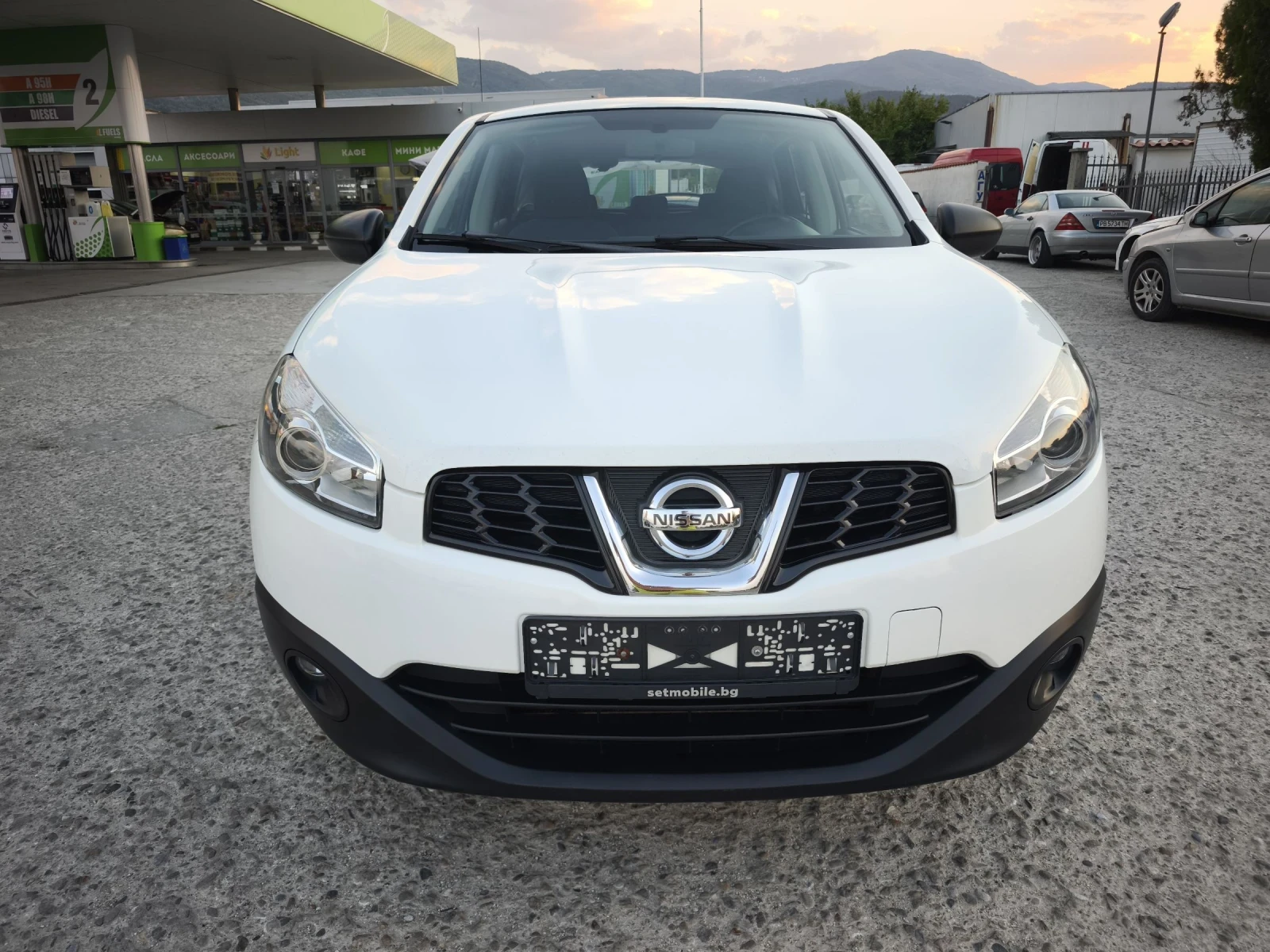 Nissan Qashqai 1.5dci 110kc НАВИ !! - изображение 2
