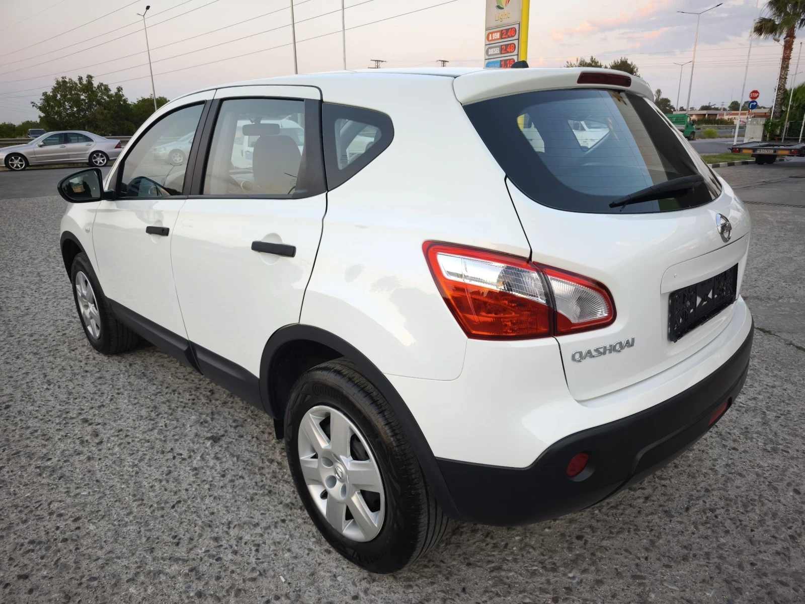 Nissan Qashqai 1.5dci 110kc НАВИ !! - изображение 5