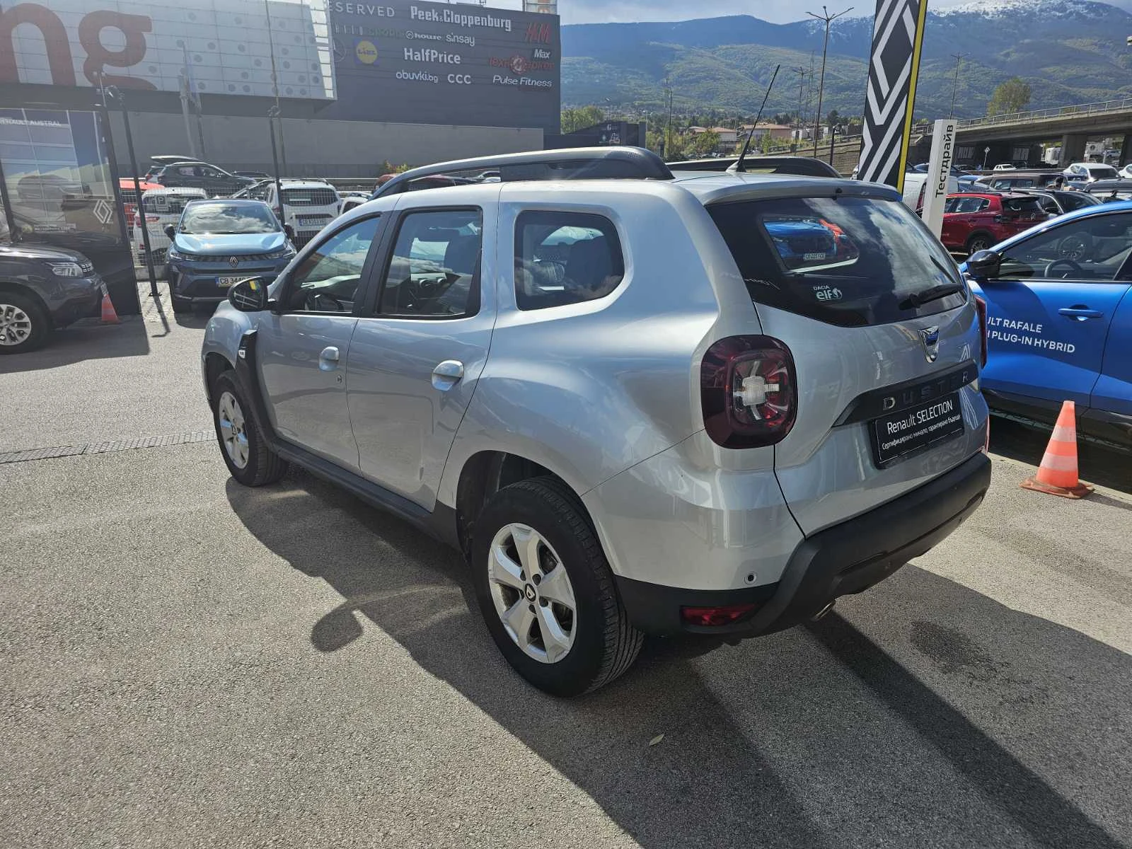 Dacia Duster 1.6 TCe 115hp LPG* 4x2 - изображение 4