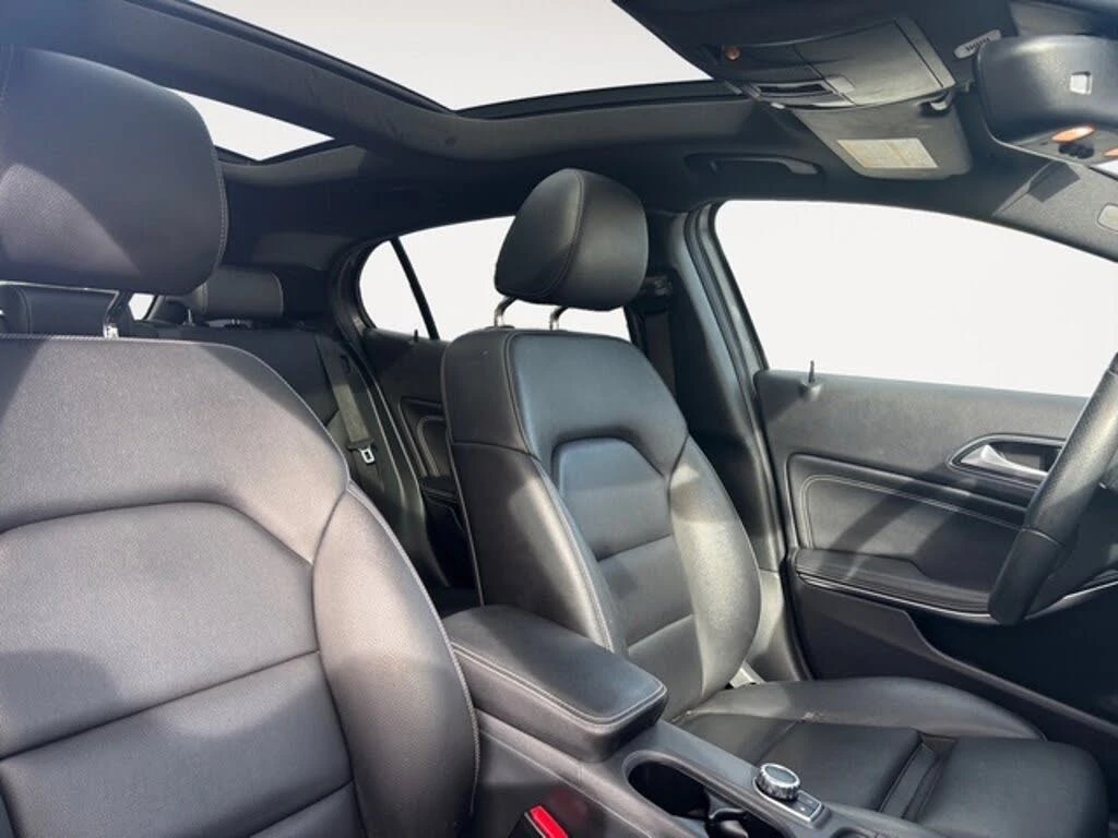 Mercedes-Benz GLA 250 4MATIC * CAMERA * ПОДГРЕВ * LED * NAVI  - изображение 9