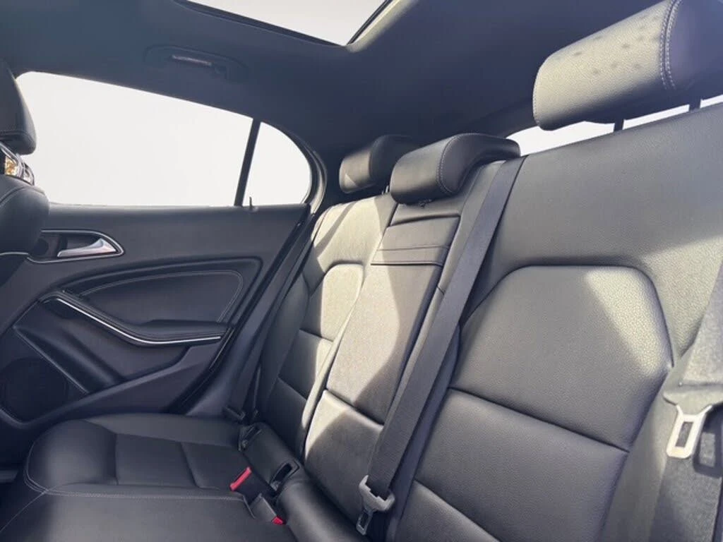 Mercedes-Benz GLA 250 4MATIC * CAMERA * ПОДГРЕВ * LED * NAVI  - изображение 10