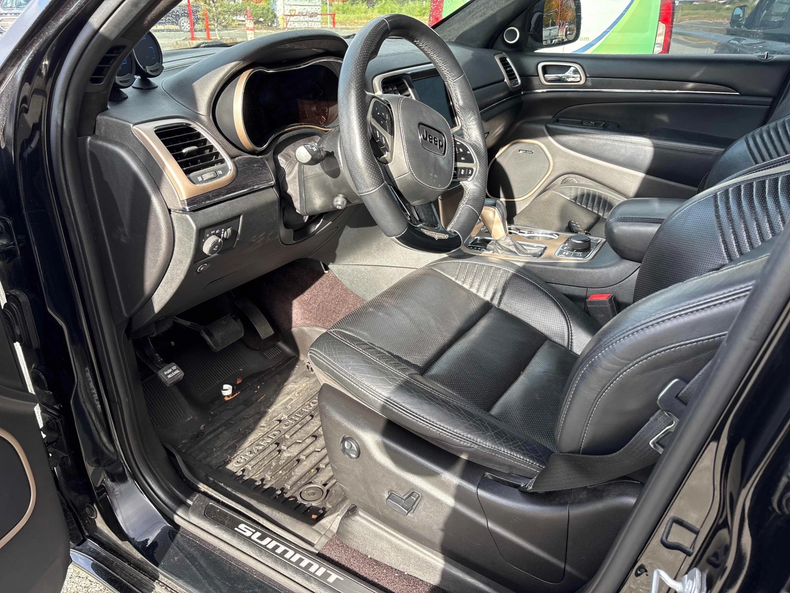 Jeep Grand cherokee SUMMIT * * Diesel * * CARFAX * * АВТО КРЕДИТ * *  - изображение 7