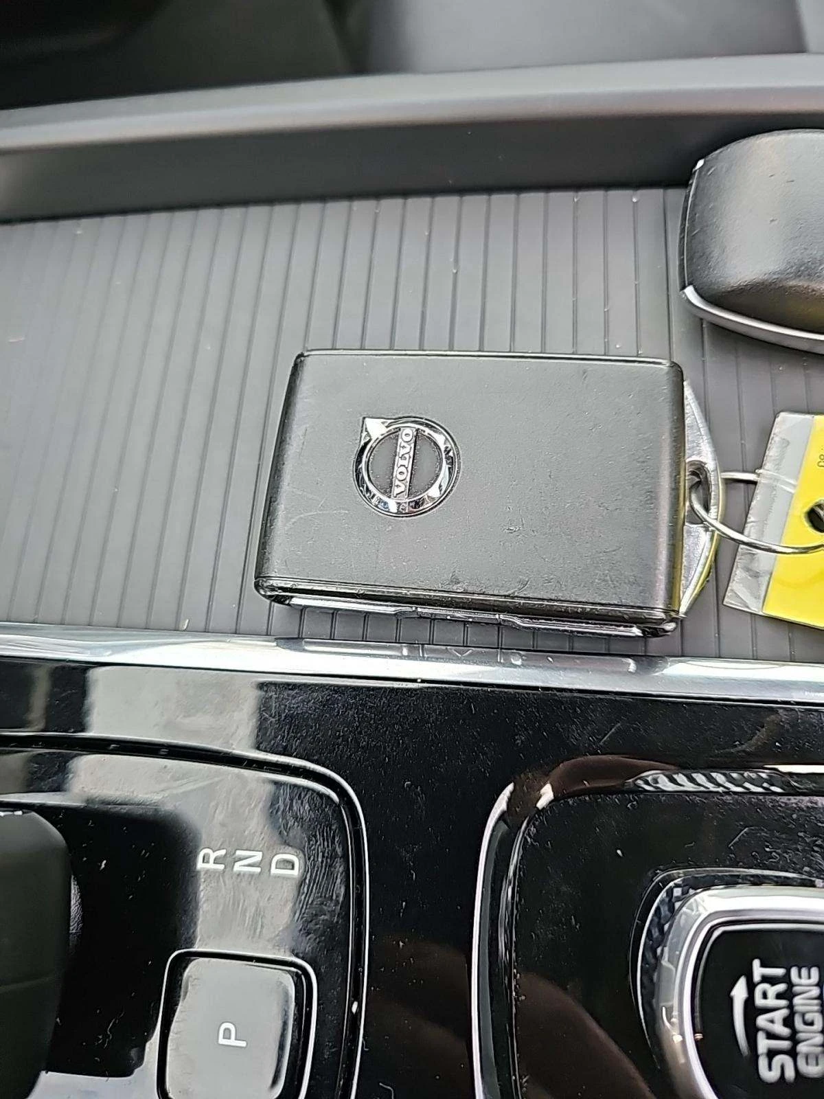 Volvo XC60 B5 Core Dark Theme | Mobile.bg � ����������� 12