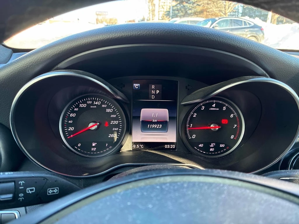 Mercedes-Benz GLC 300 * CARFAX *  ПОДГРЕВИ* ШИБИДАХ - изображение 8