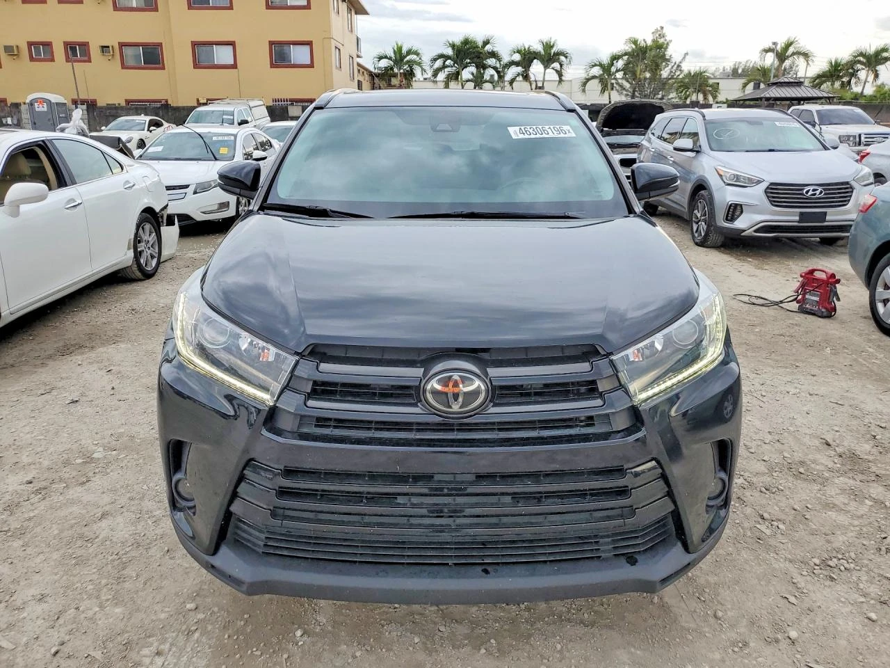 Toyota Highlander SE, снимка 3 - Автомобили и джипове - 53909588