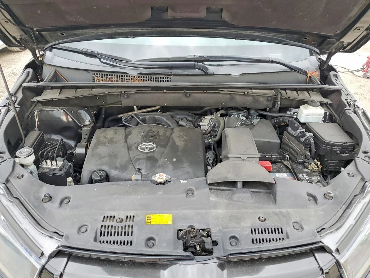 Toyota Highlander SE, снимка 12 - Автомобили и джипове - 53909588