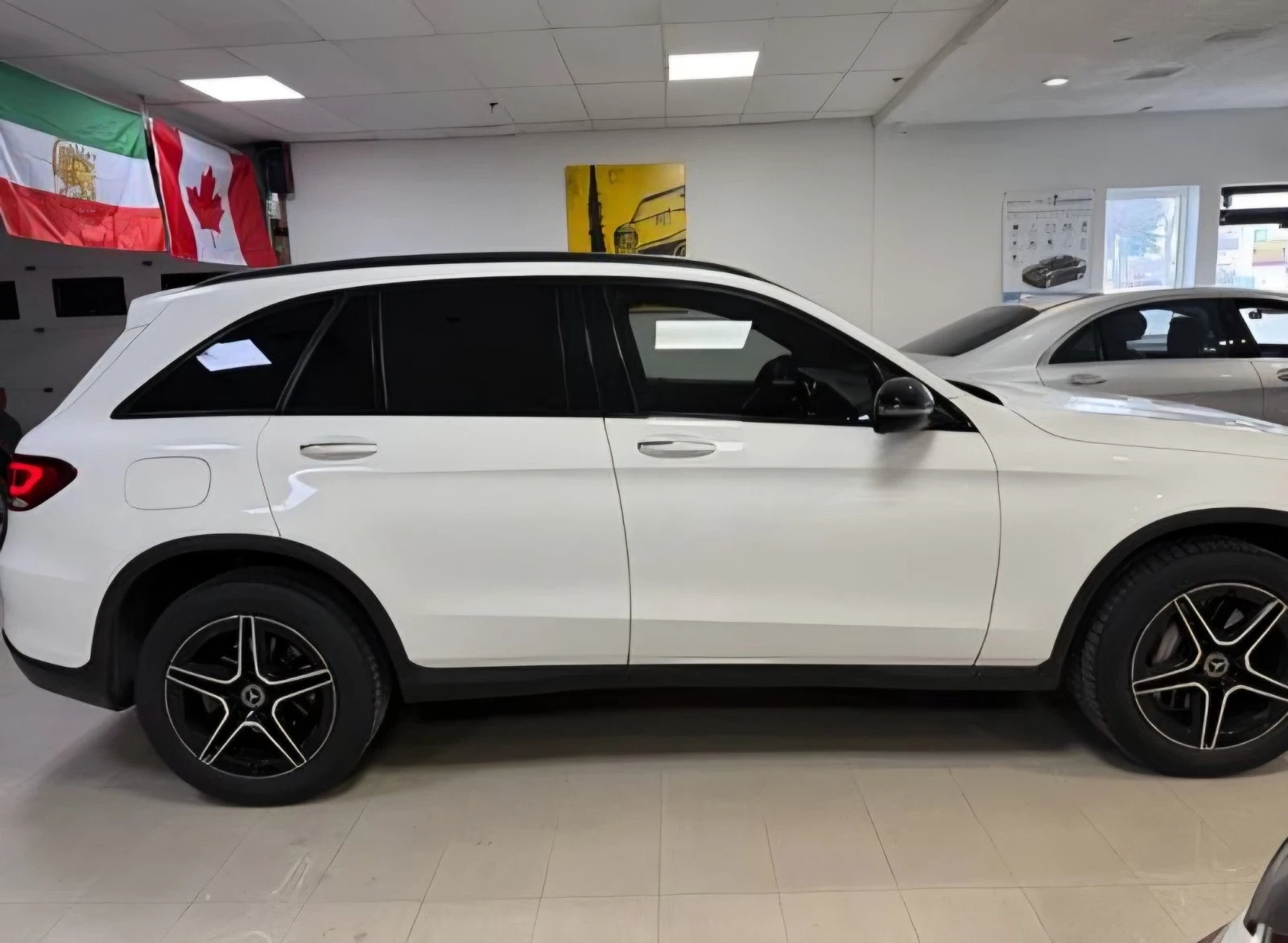 Mercedes-Benz GLC 300 AMG* Digital, снимка 6 - Автомобили и джипове - 54194059