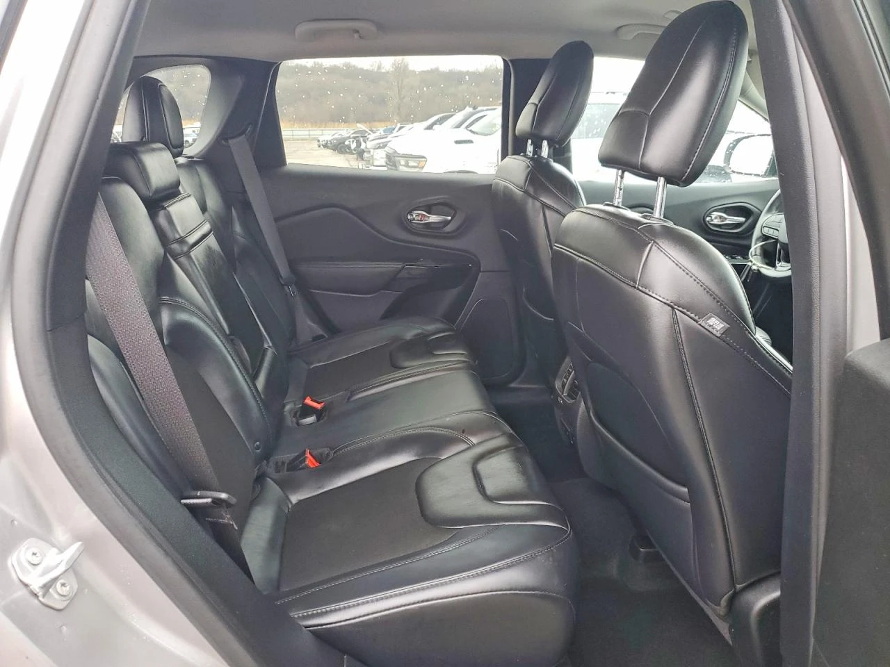Jeep Cherokee Latitude Plus | Mobile.bg � ����������� 11