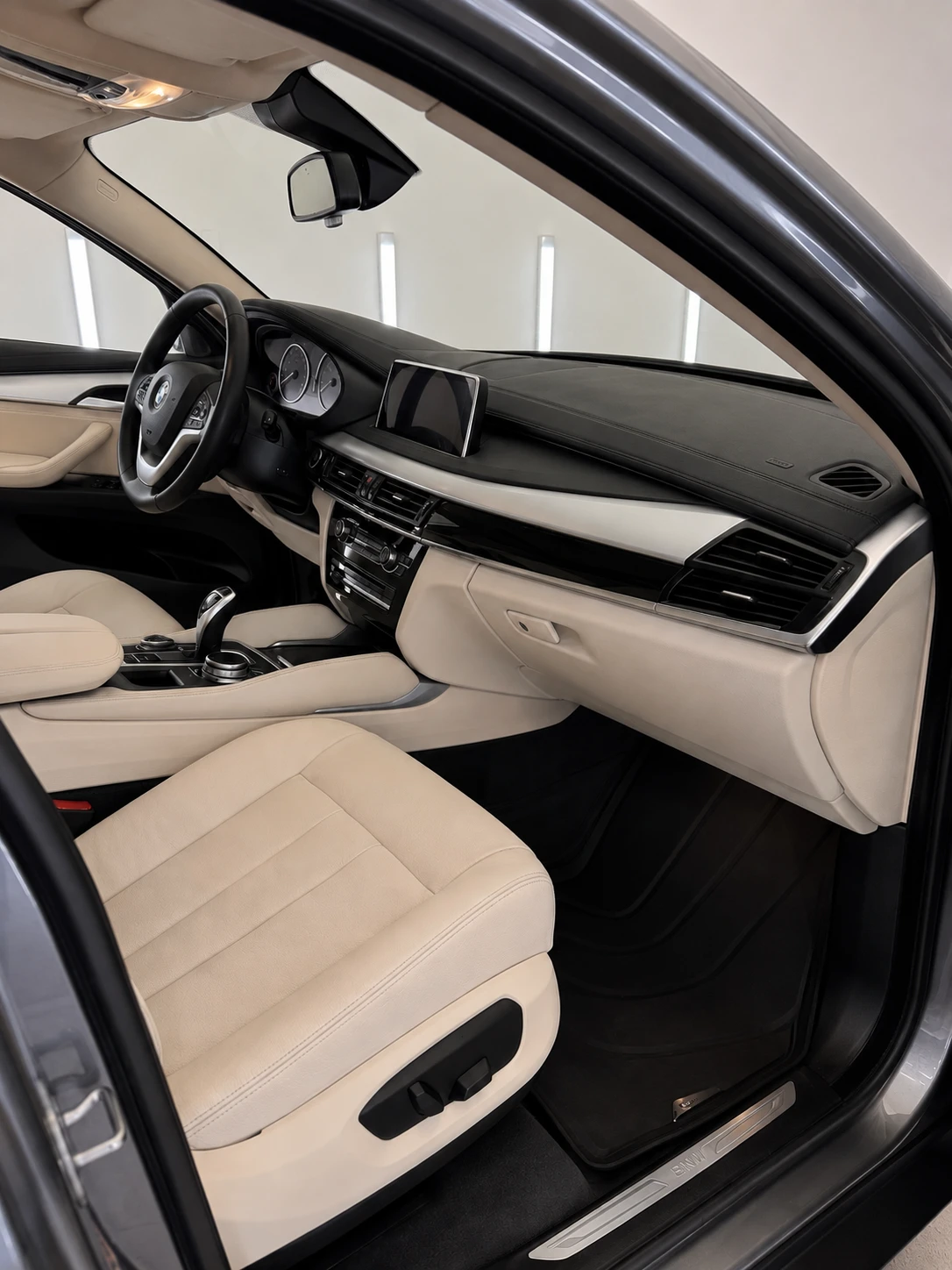 BMW X6 124000км/ЛИЗИНГ/ОБСЛУЖЕНА, снимка 14 - Автомобили и джипове - 54717596