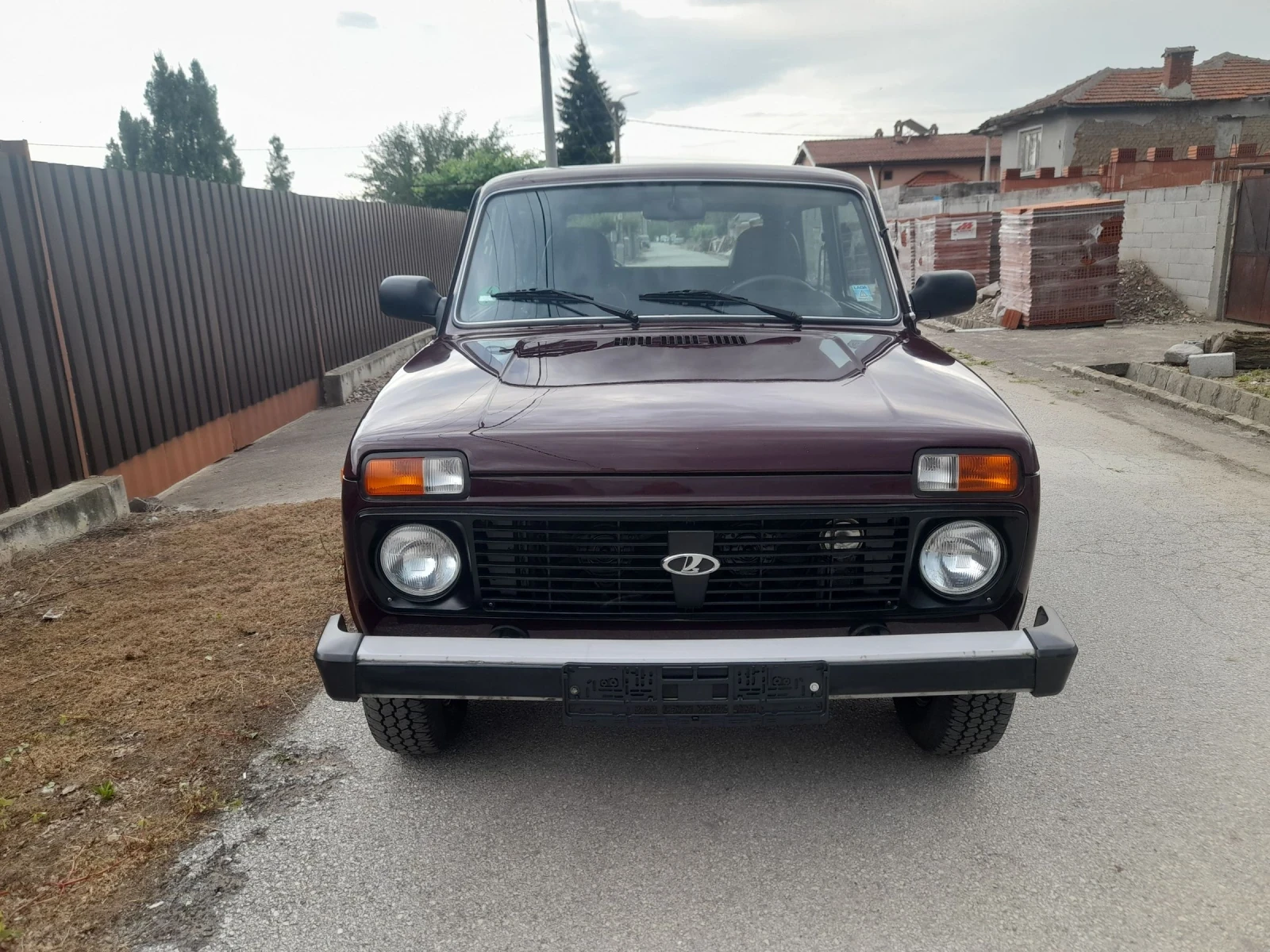 Lada Niva 4х4 1.7 i Газ, снимка 2 - Автомобили и джипове - 54742505