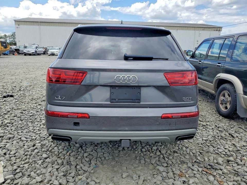 Audi Q7, снимка 6 - Автомобили и джипове - 54752696