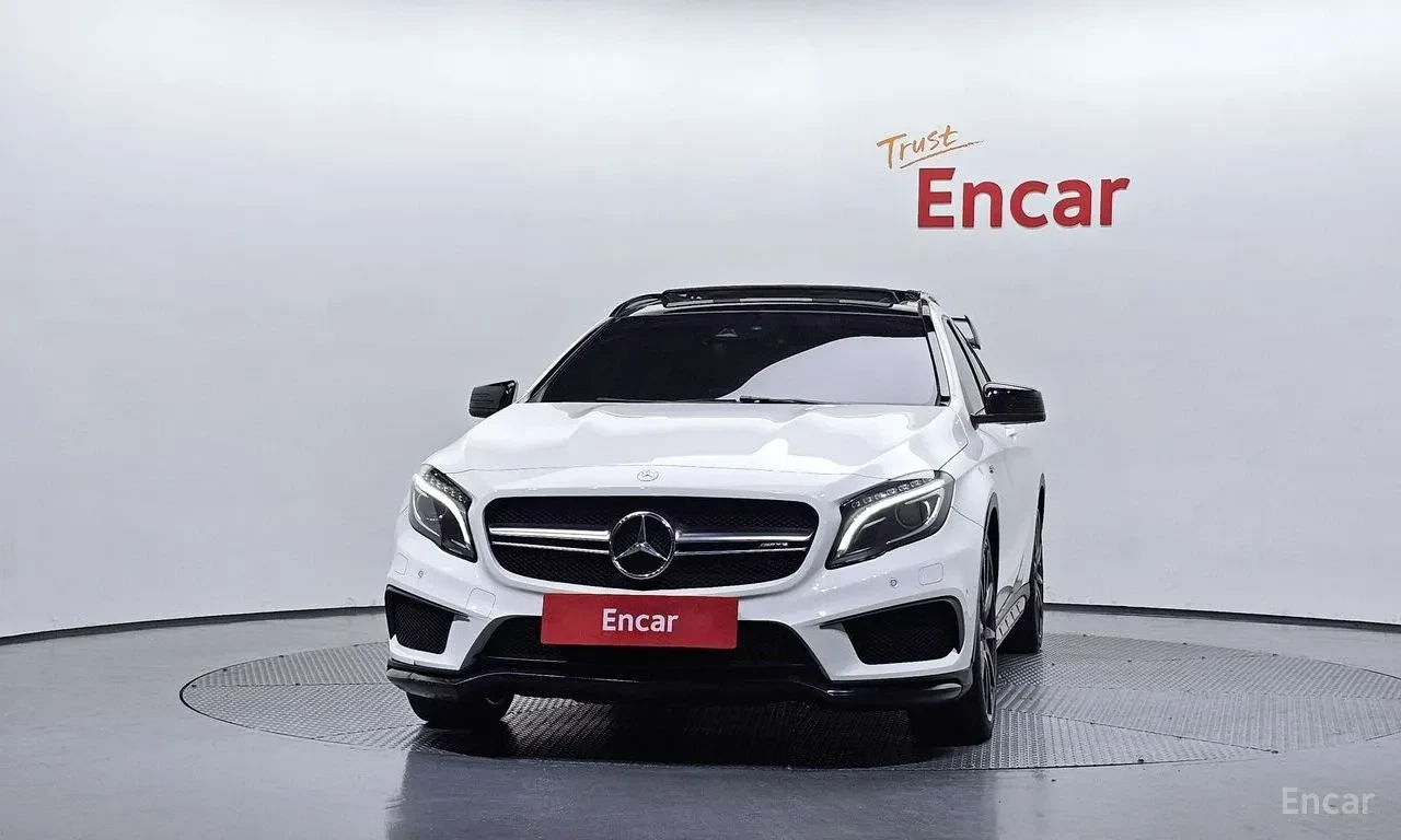 Mercedes-Benz GLA 45 AMG 4MATIC* ПОДГРЕВ* КАМЕРА* КЕЙЛЕС* , снимка 11 - Автомобили и джипове - 55370549