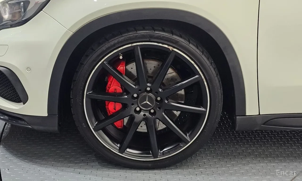 Mercedes-Benz GLA 45 AMG 4MATIC* ПОДГРЕВ* КАМЕРА* КЕЙЛЕС* , снимка 13 - Автомобили и джипове - 55370549