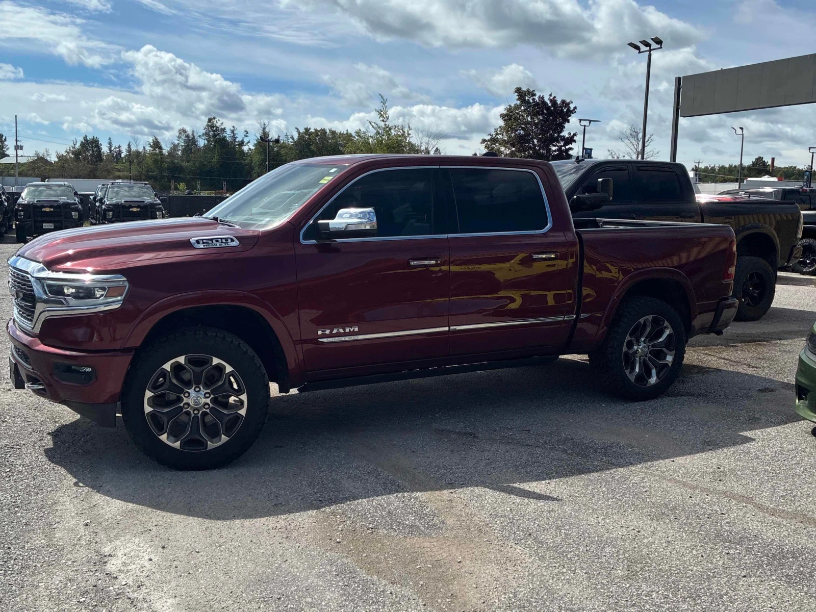 Dodge RAM 1500 * Limited * АВТОКРЕДИТ БЕЗ ПЪРВОНАЧАЛНА ВНОСКА* , снимка 2 - Автомобили и джипове - 55988459