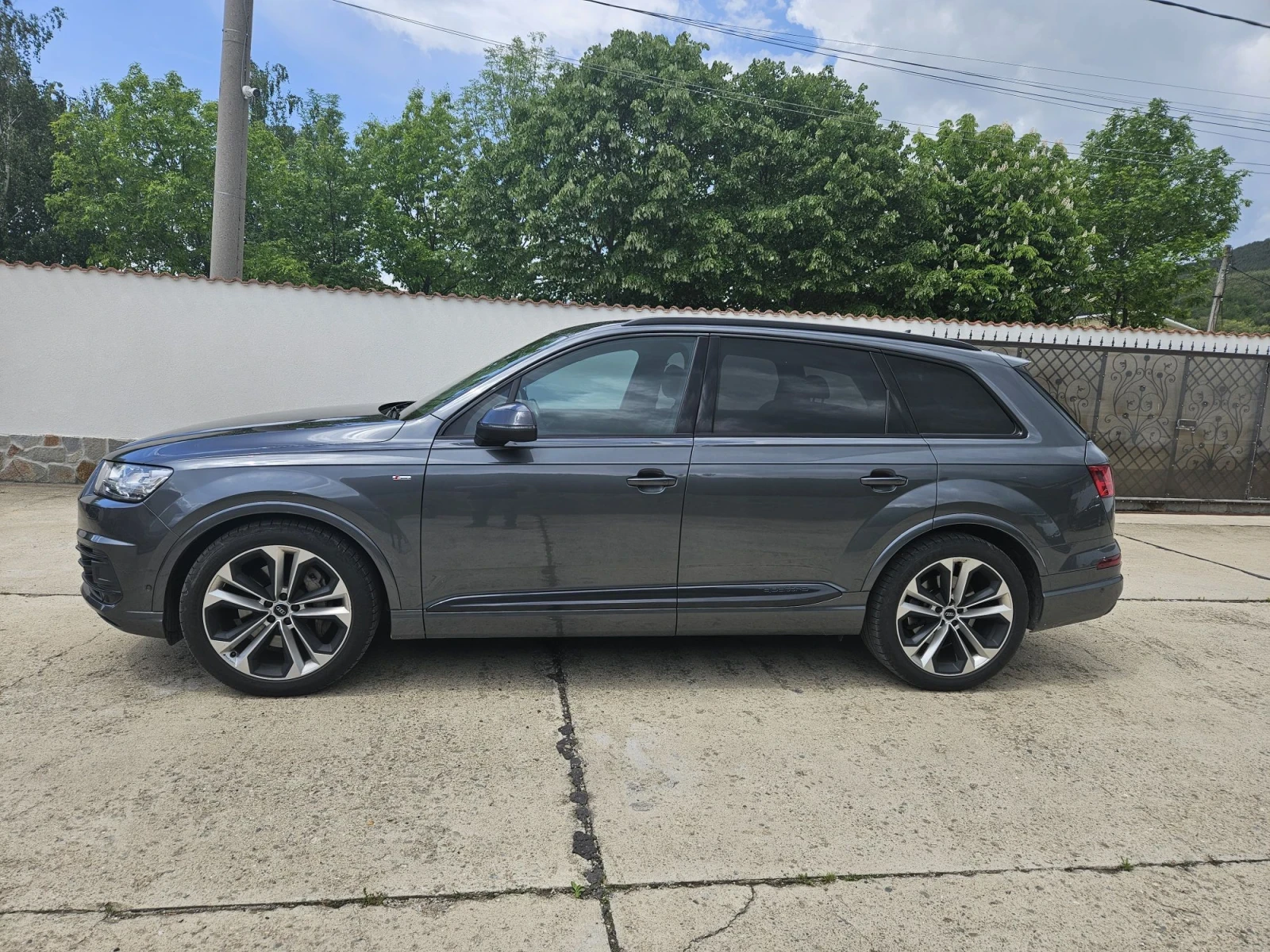 Audi Q7, снимка 3 - Автомобили и джипове - 56123770