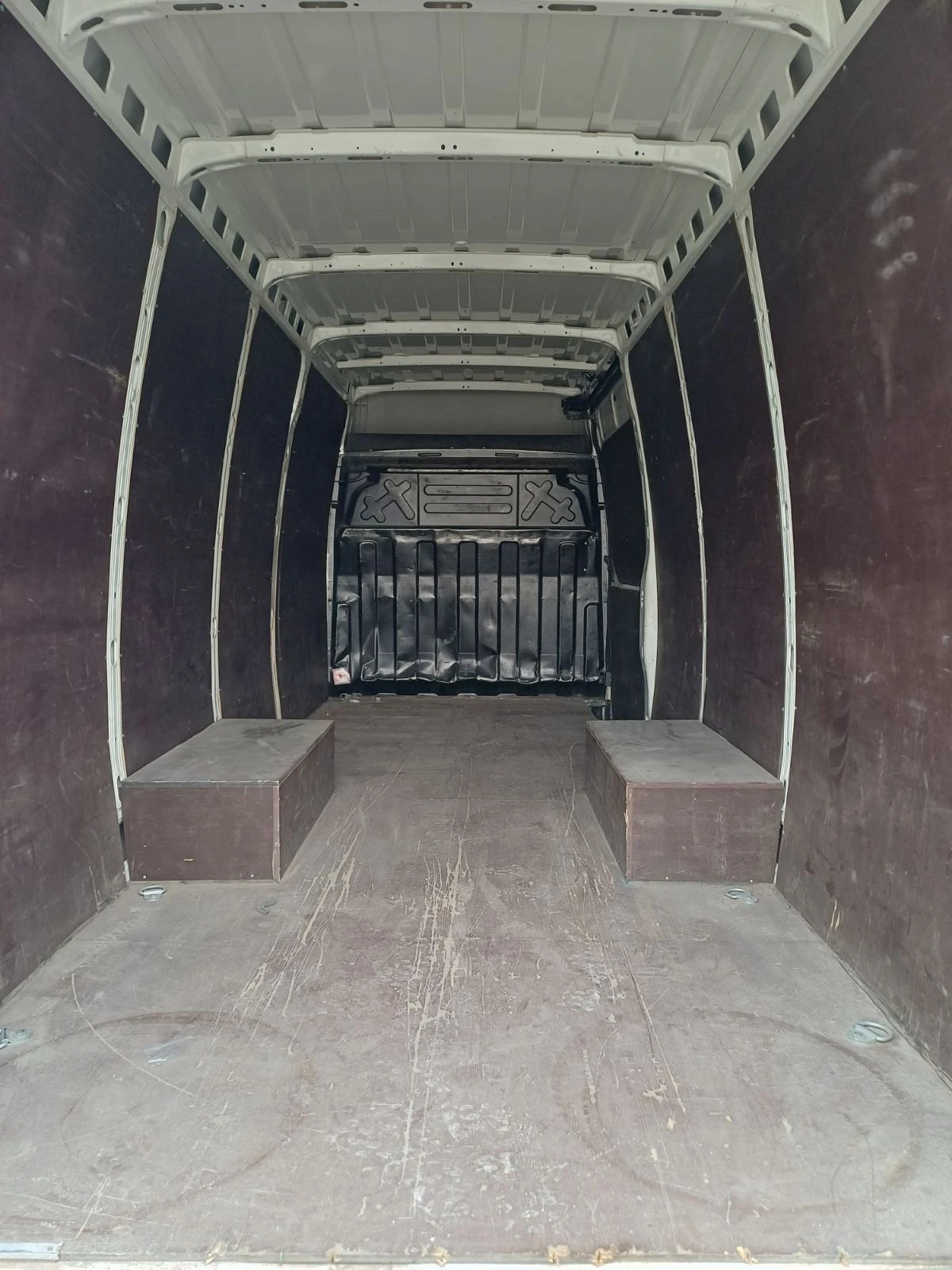 Iveco Daily 3.0d, 16m3 - изображение 9