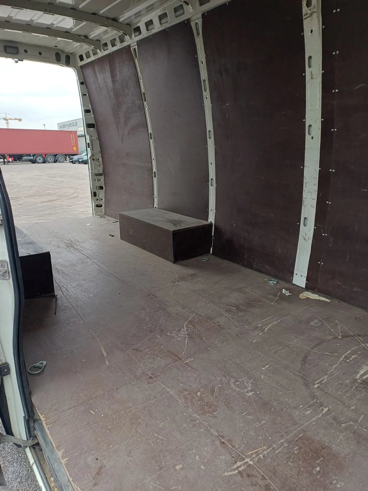 Iveco Daily 3.0d, 16m3 - изображение 7