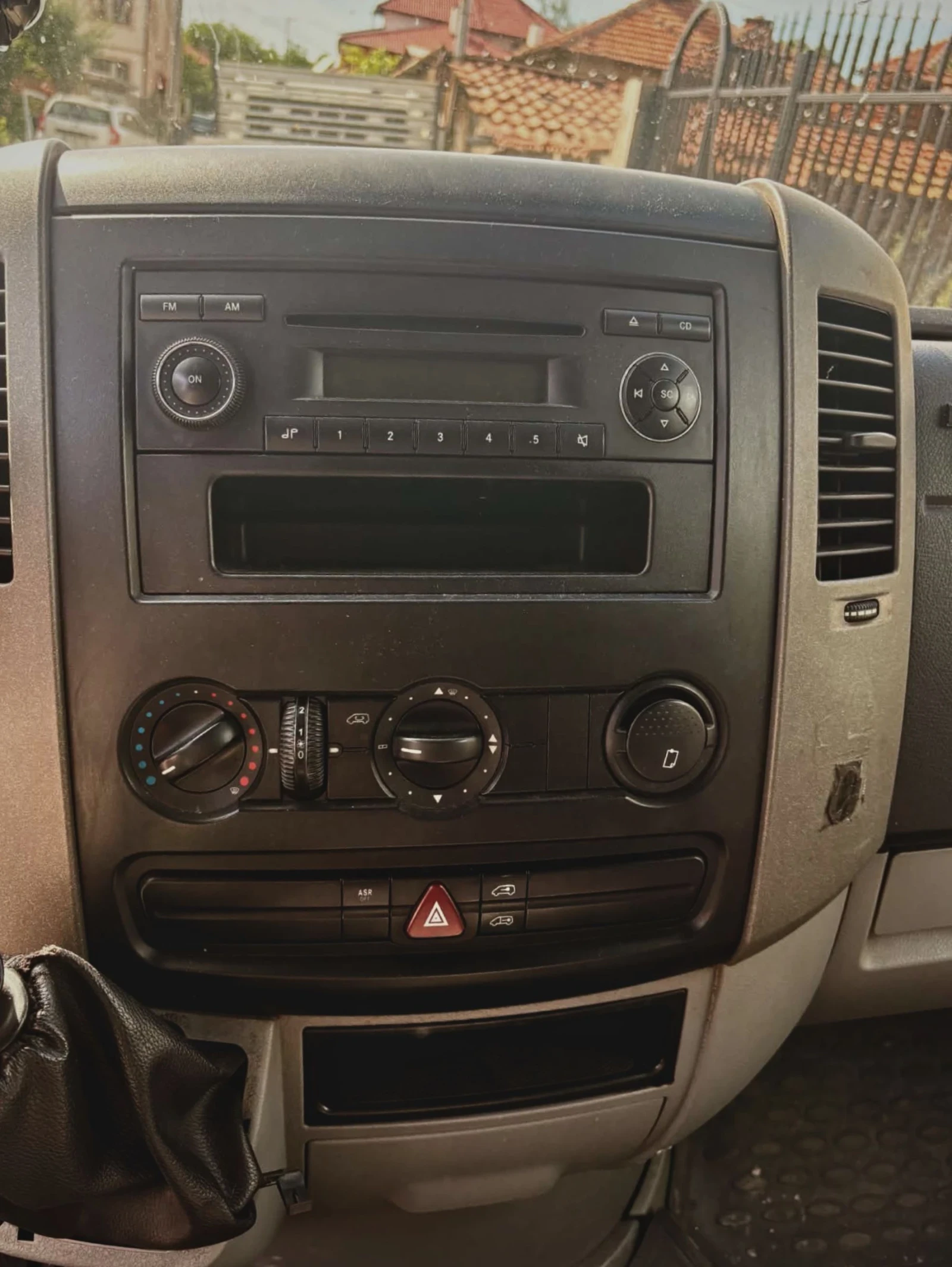 VW Crafter, снимка 5 - Бусове и автобуси - 54811470