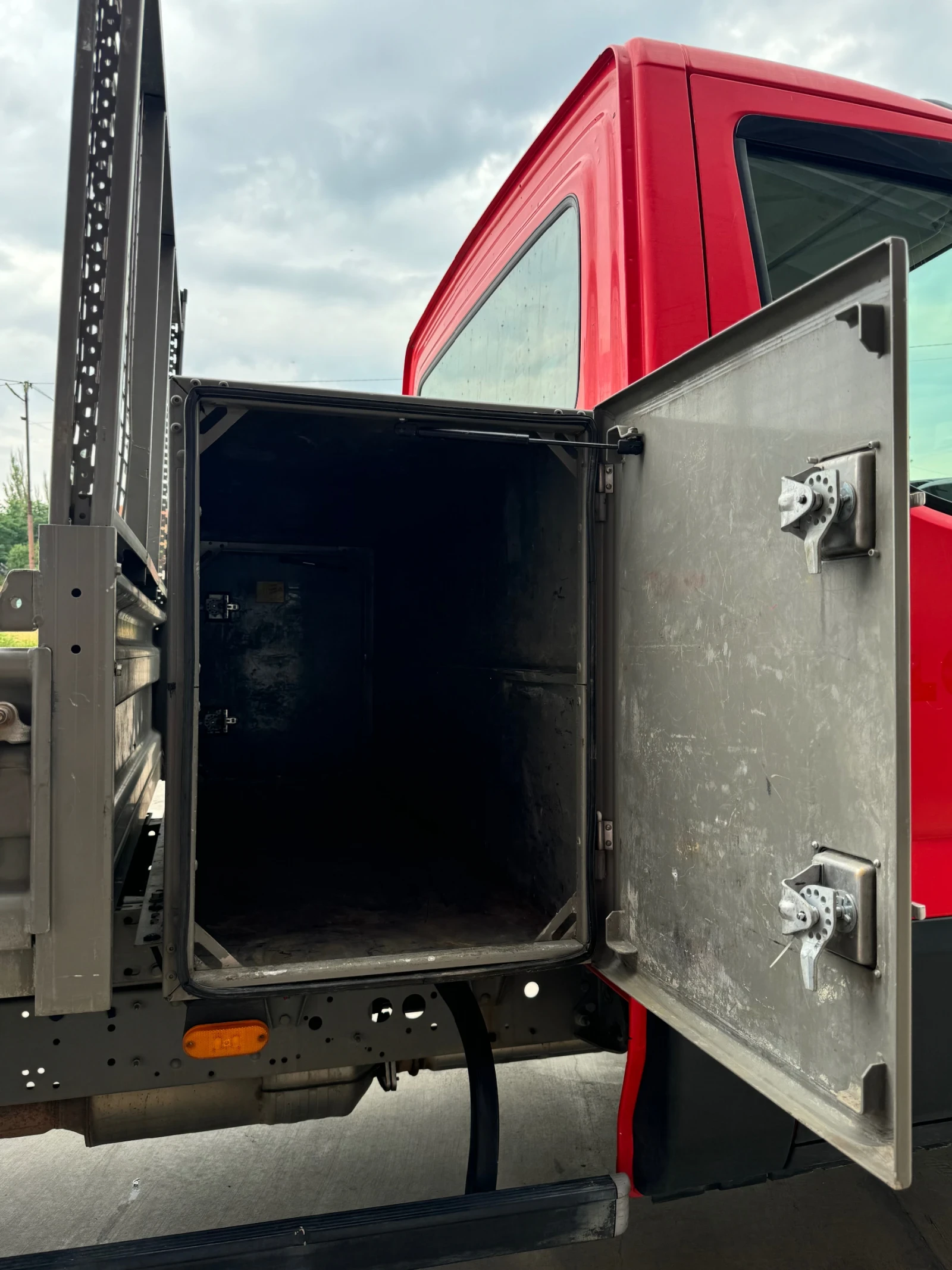 Iveco 35 САМОСВАЛ 35c3000, снимка 9 - Бусове и автобуси - 55142603