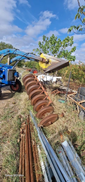 Трактор Ford Ford Бартер, снимка 4