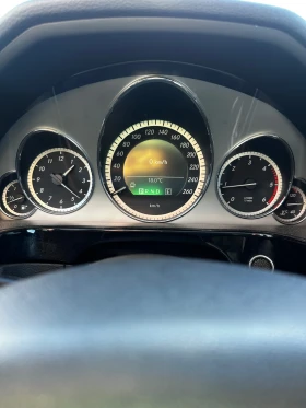 Mercedes-Benz E 250, снимка 9