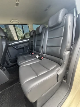 VW Touran 1.6TDI Автомат 6+ 1, снимка 11