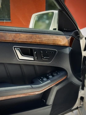 Обява за продажба на Mercedes-Benz E 350 AMG/7G Tronic/Harman/Panorama ~23 000 лв. - изображение 5