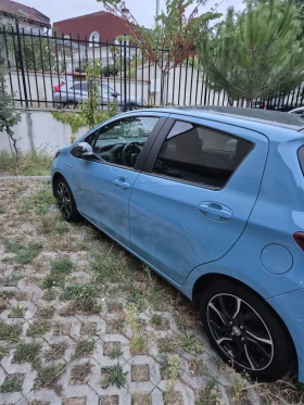 Toyota Yaris  - изображение 1