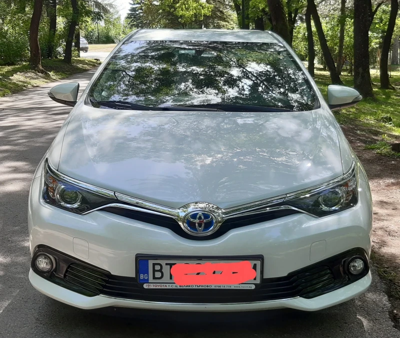 Toyota Auris, снимка 4 - Автомобили и джипове - 49025141