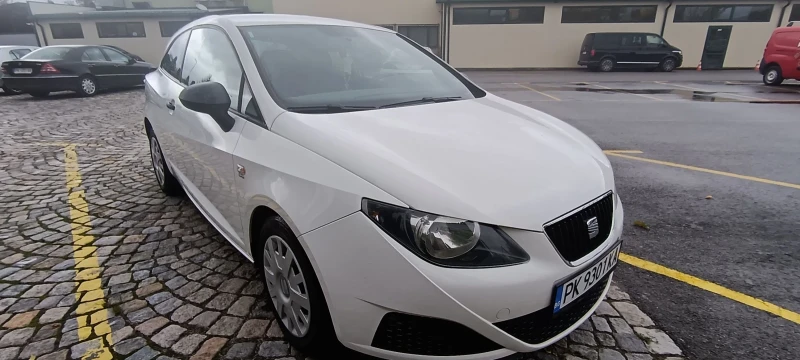 Seat Ibiza 1.2 бензин, снимка 3 - Автомобили и джипове - 48019602