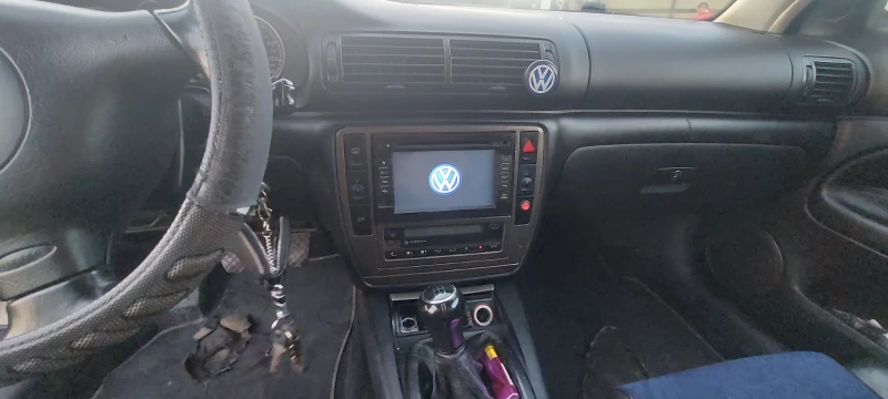 VW Passat 1.9, снимка 9 - Автомобили и джипове - 48339948