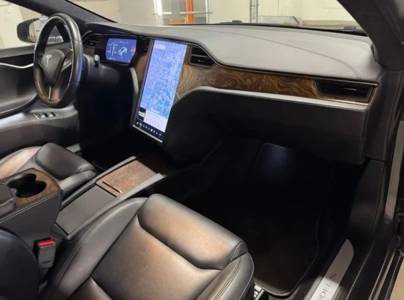 Tesla Model S, снимка 6 - Автомобили и джипове - 51132165