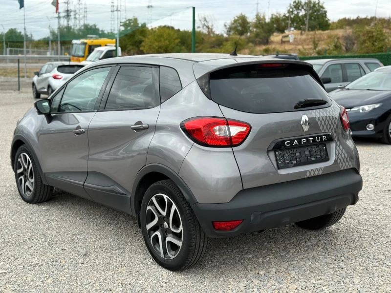 Renault Captur 1.5dci, снимка 5 - Автомобили и джипове - 51848269