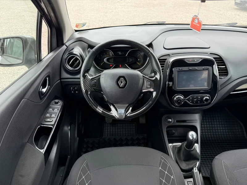 Renault Captur 1.5dci, снимка 11 - Автомобили и джипове - 51848269
