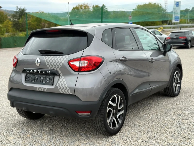 Renault Captur 1.5dci, снимка 7 - Автомобили и джипове - 51848269