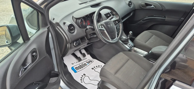 Opel Meriva 1.4i 93000км, снимка 9 - Автомобили и джипове - 51912719