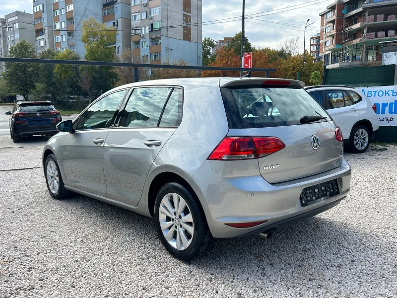 VW Golf 1.6 TDI, снимка 4 - Автомобили и джипове - 52144318