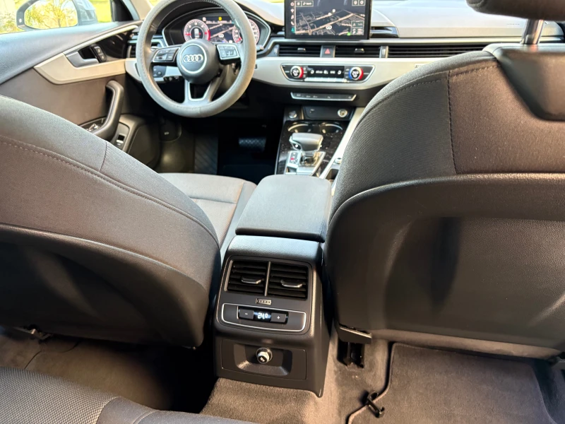 Audi A4 Фейслифт S-line като ново, снимка 11 - Автомобили и джипове - 52263304